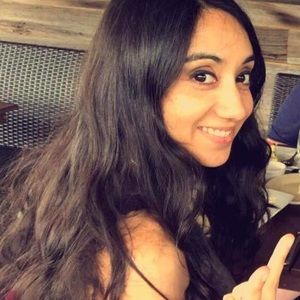 Meet your Posher, Carolina